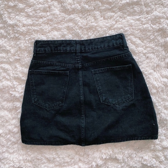 Denim skirt size 2 - Picture 3 of 3